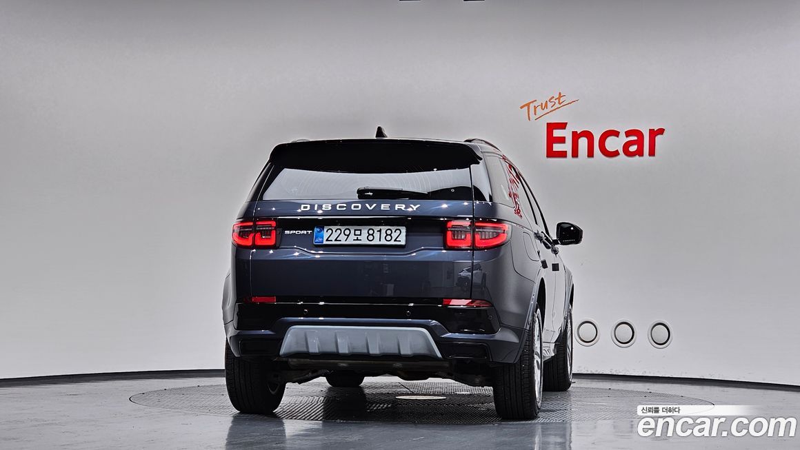 Land Rover Discovery Sport 2025