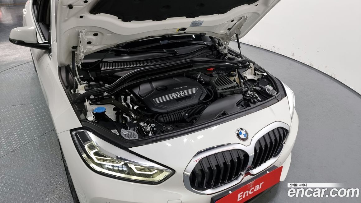 BMW 1-Series 2021