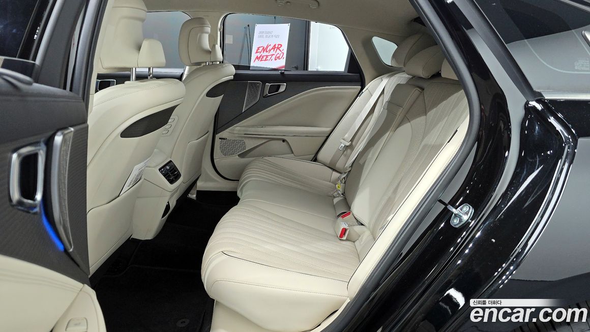 Kia K8 2025