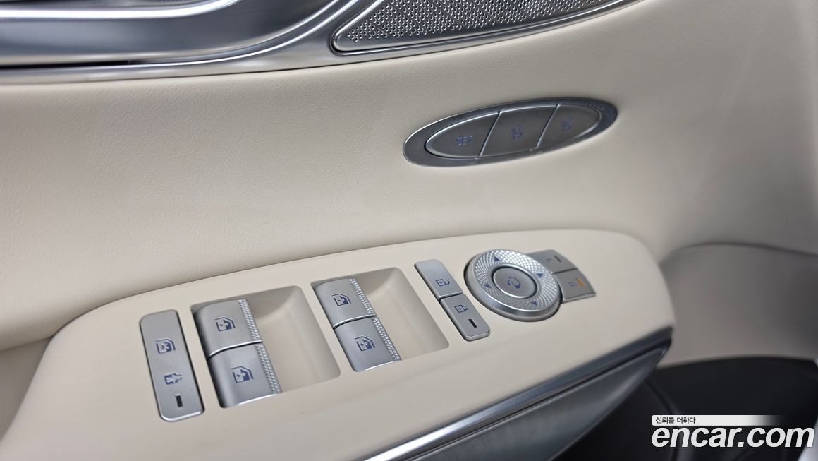 Genesis GV70 2023