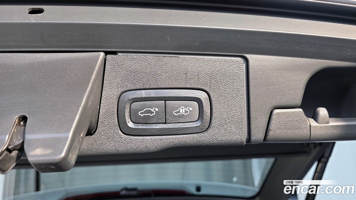 Volvo XC60 2023