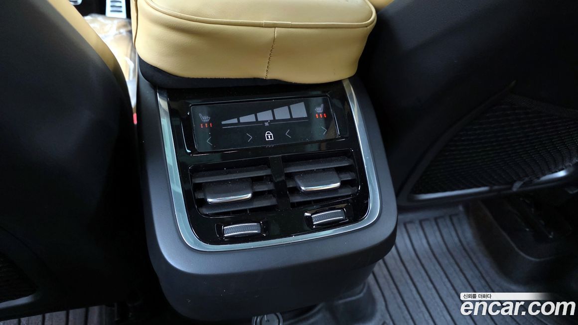 Volvo XC60 2023