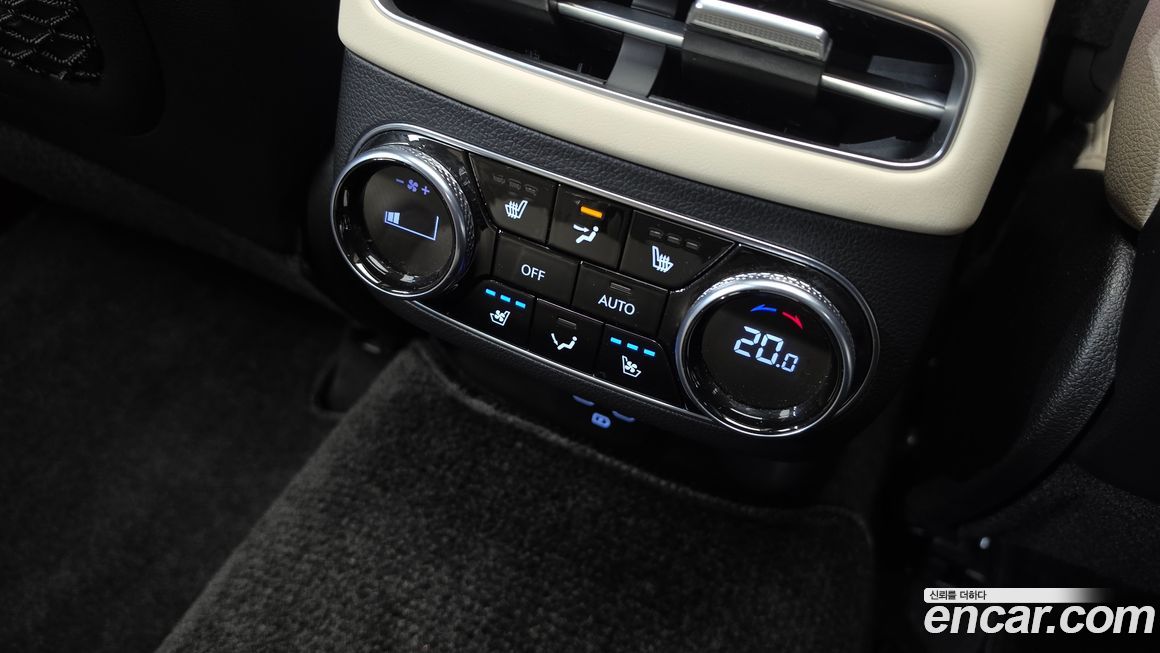 Genesis GV70 2023