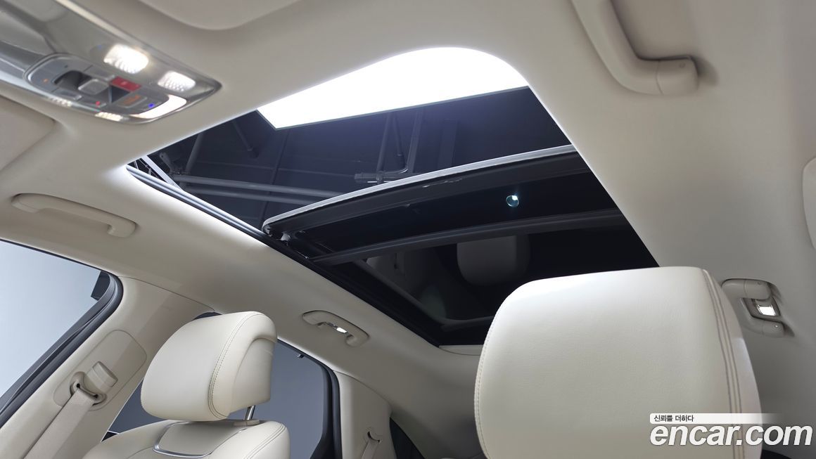 Genesis GV70 2023