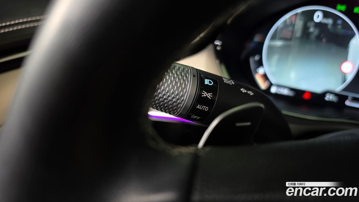 Genesis GV70 2023