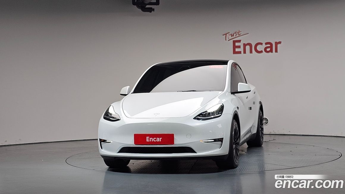Tesla Model Y 2022