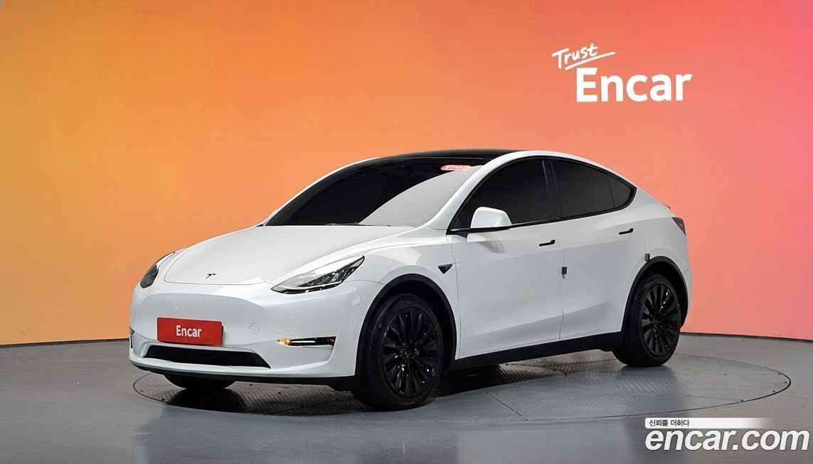 Tesla Model Y 2022
