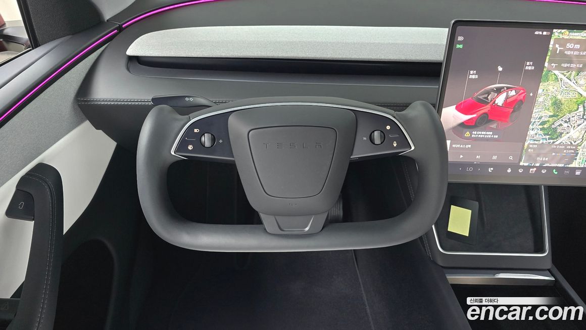 Tesla Model Y 2025
