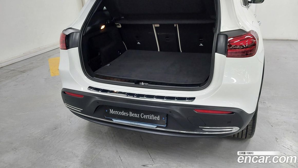 Mercedes-Benz EQA 2026