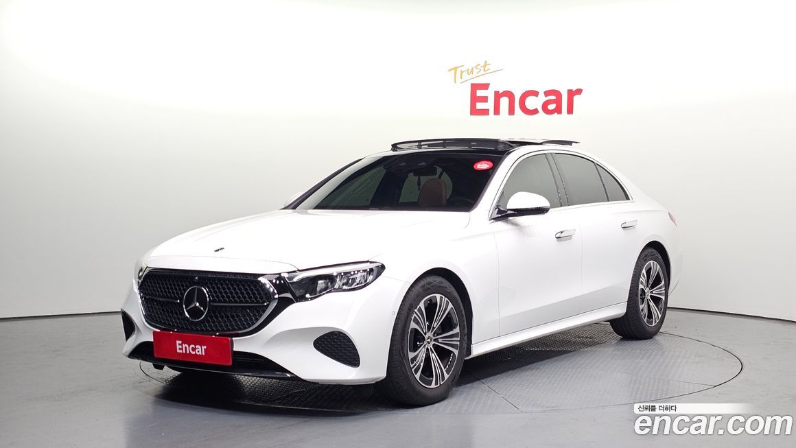 Mercedes-Benz E-Class 2024