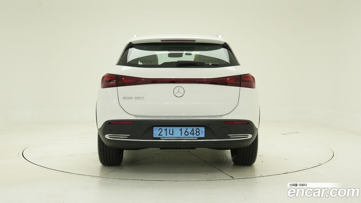 Mercedes-Benz EQA 2026