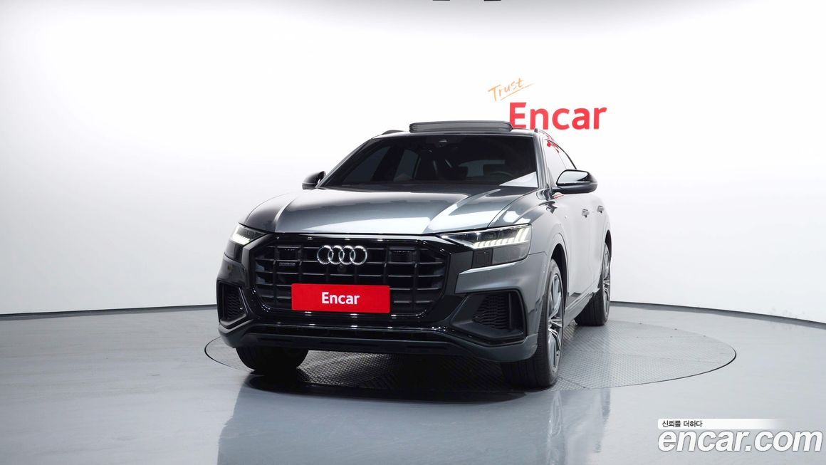 Audi Q8 2021