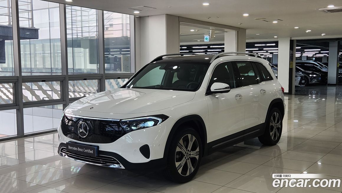 Mercedes-Benz EQB 2025
