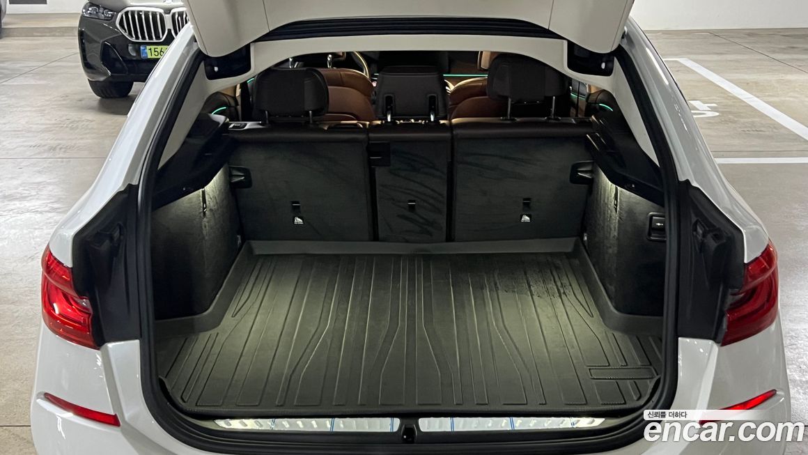 BMW Gran Turismo 2023