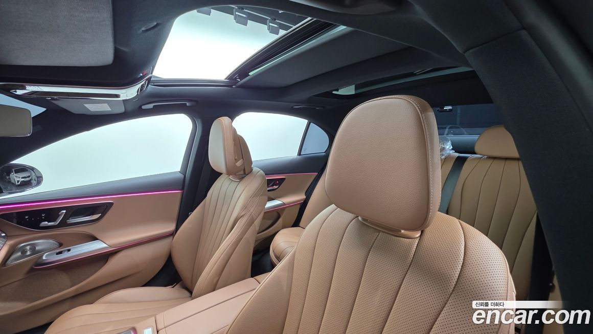 Mercedes-Benz E-Class 2024
