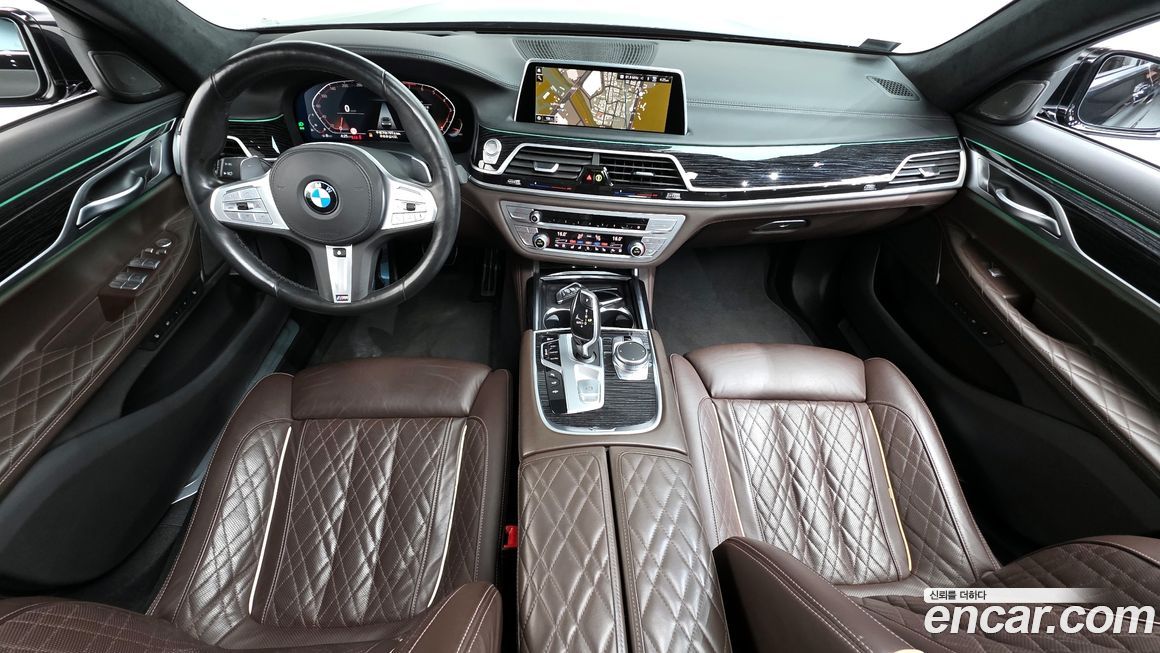 BMW 7-Series 2021