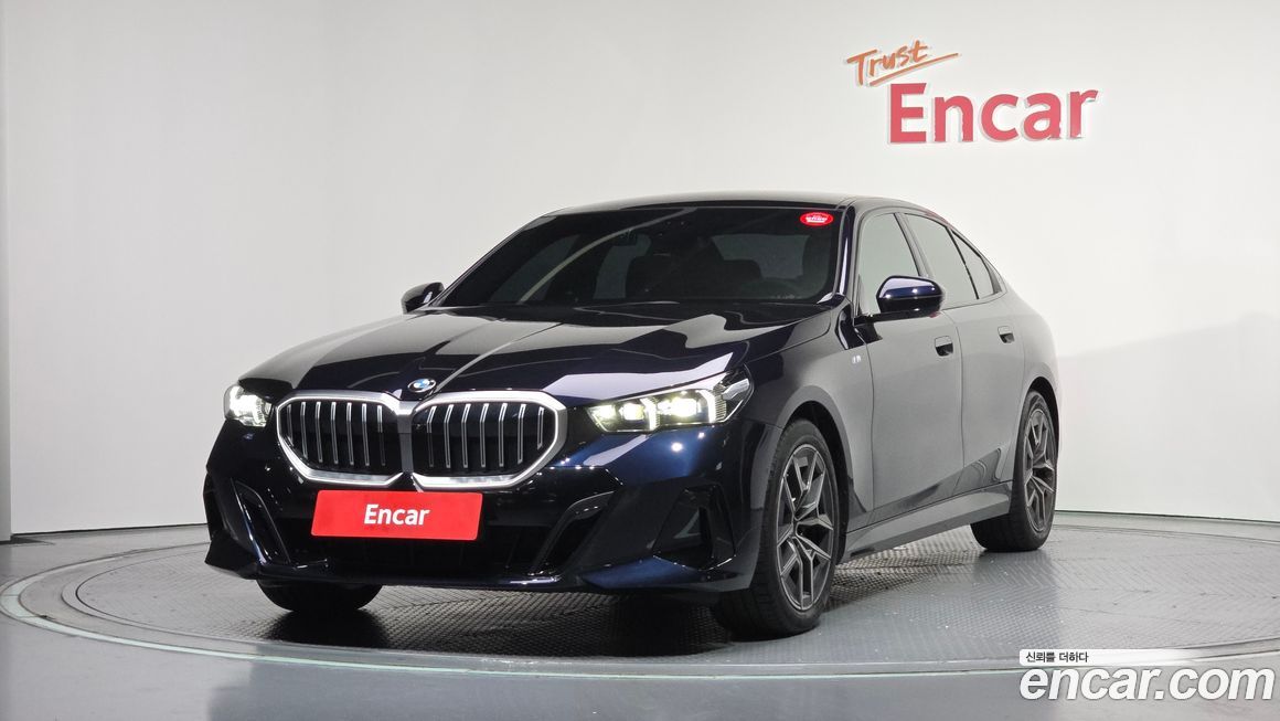 BMW 5-Series 2025