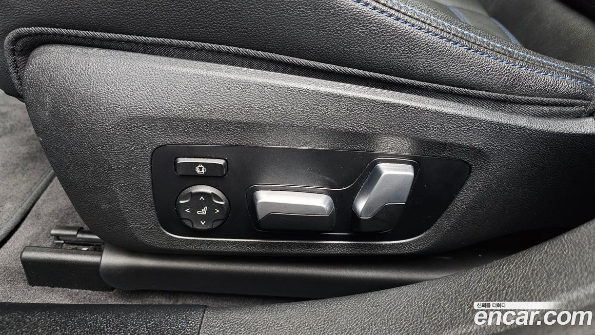 BMW i4 2023