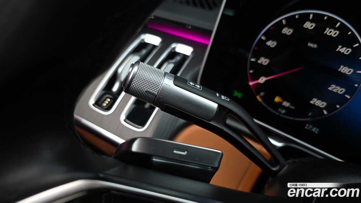 Mercedes-Benz S-Class 2021