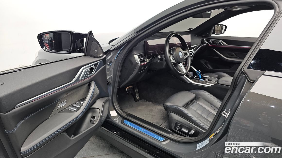BMW i4 2023
