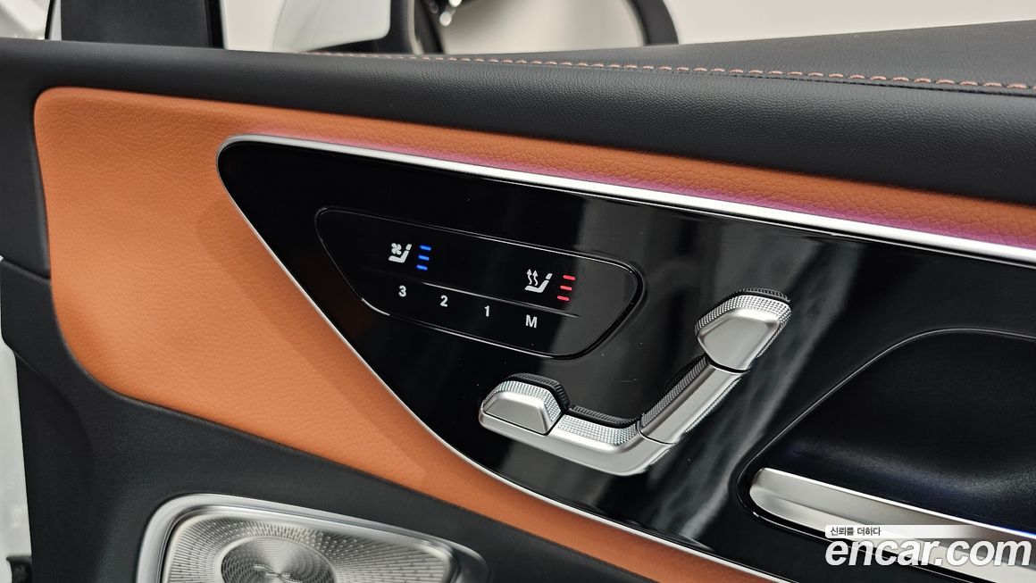 Mercedes-Benz GLC-Class 2025