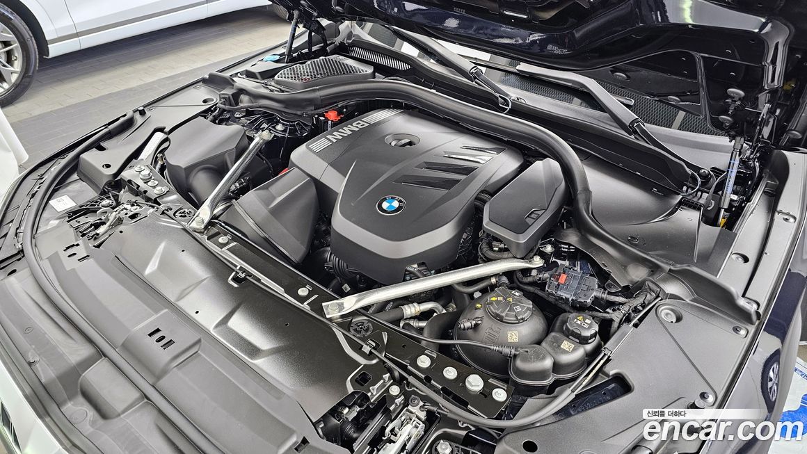 BMW 5-Series 2024