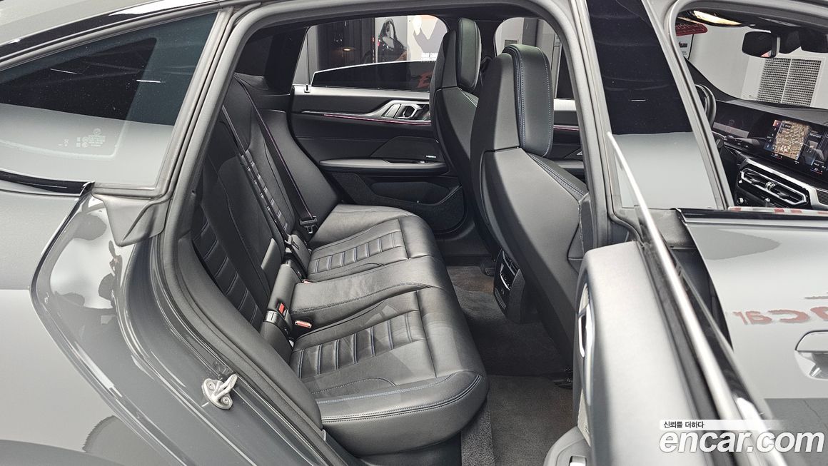 BMW i4 2023