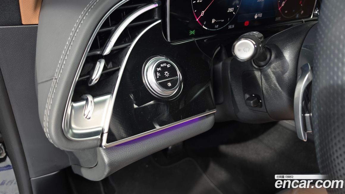 Mercedes-Benz E-Class 2024