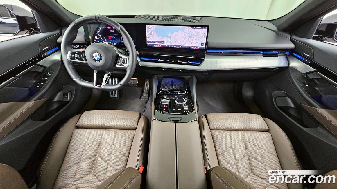 BMW 5-Series 2024