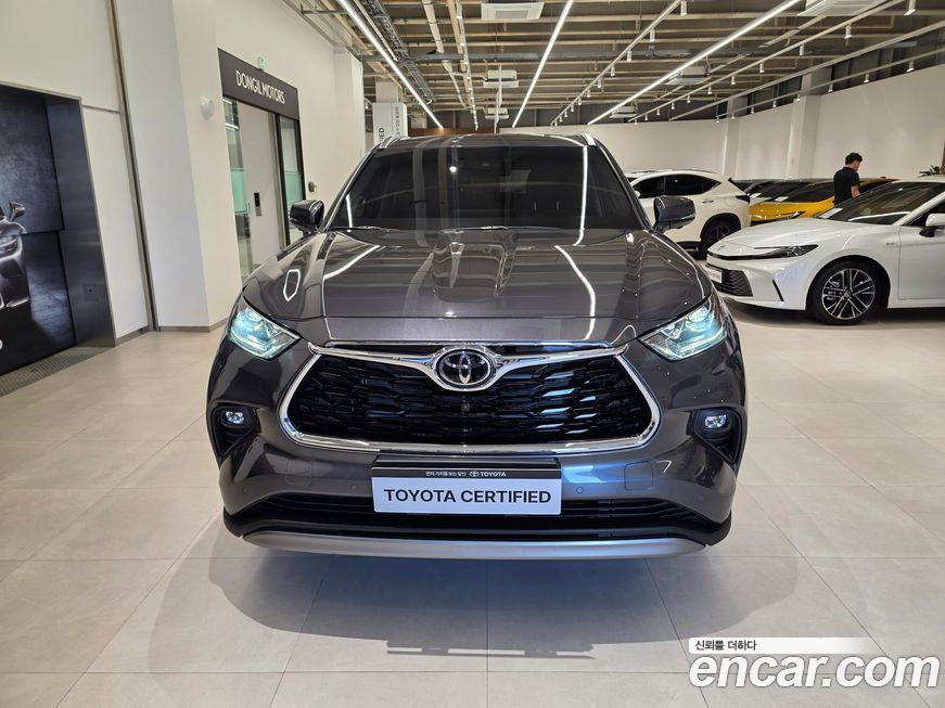 Toyota Highlander 2025