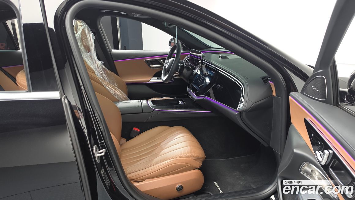 Mercedes-Benz E-Class 2024