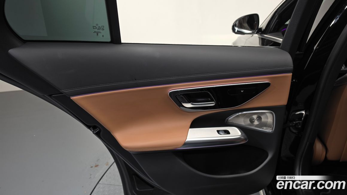 Mercedes-Benz E-Class 2024