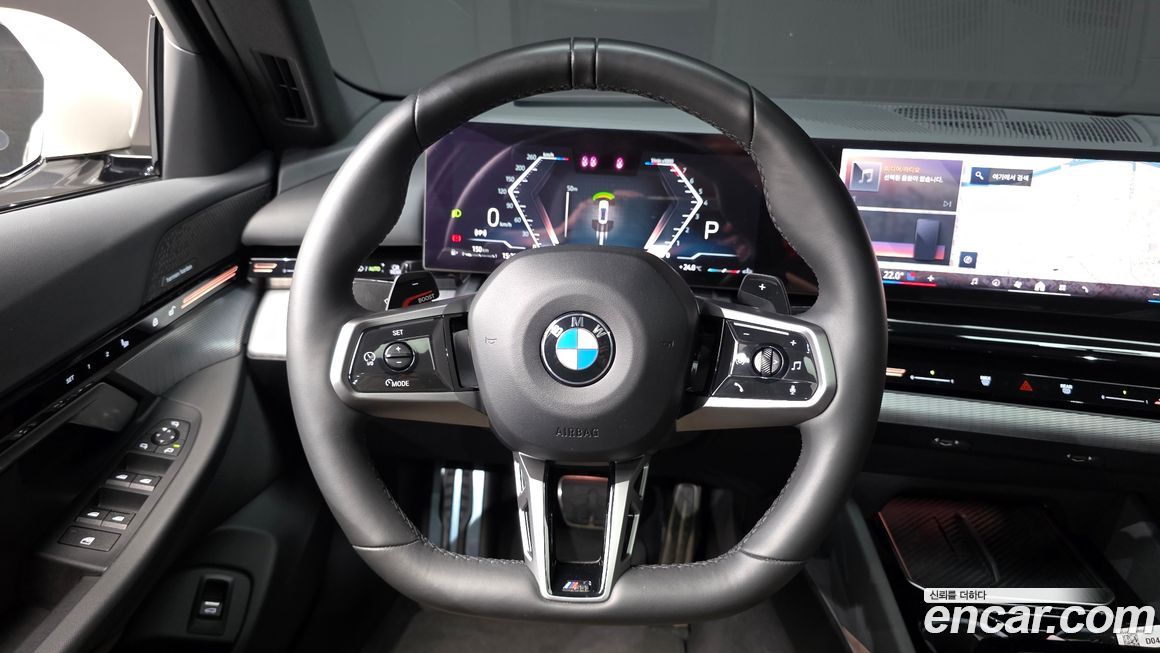 BMW 5-Series 2024