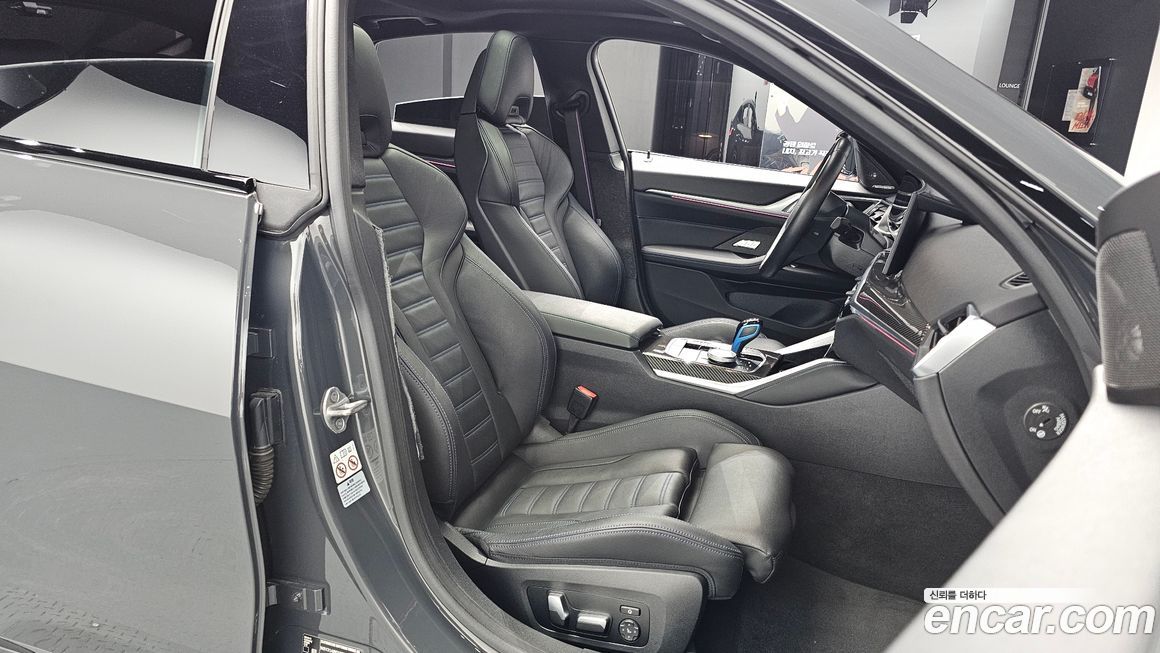 BMW i4 2023