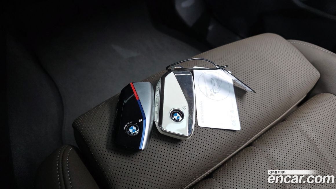 BMW 5-Series 2024