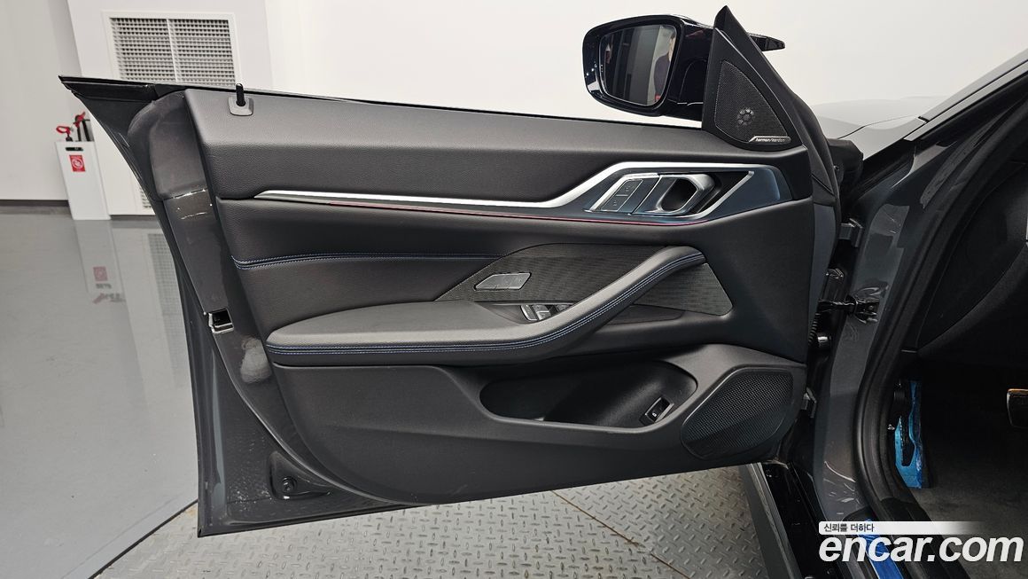 BMW i4 2023