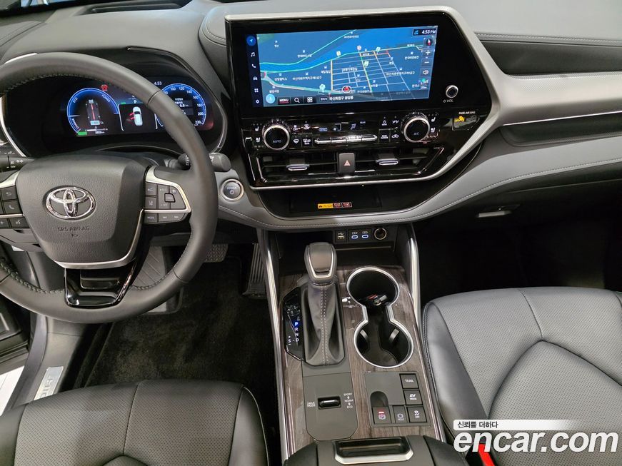 Toyota Highlander 2025