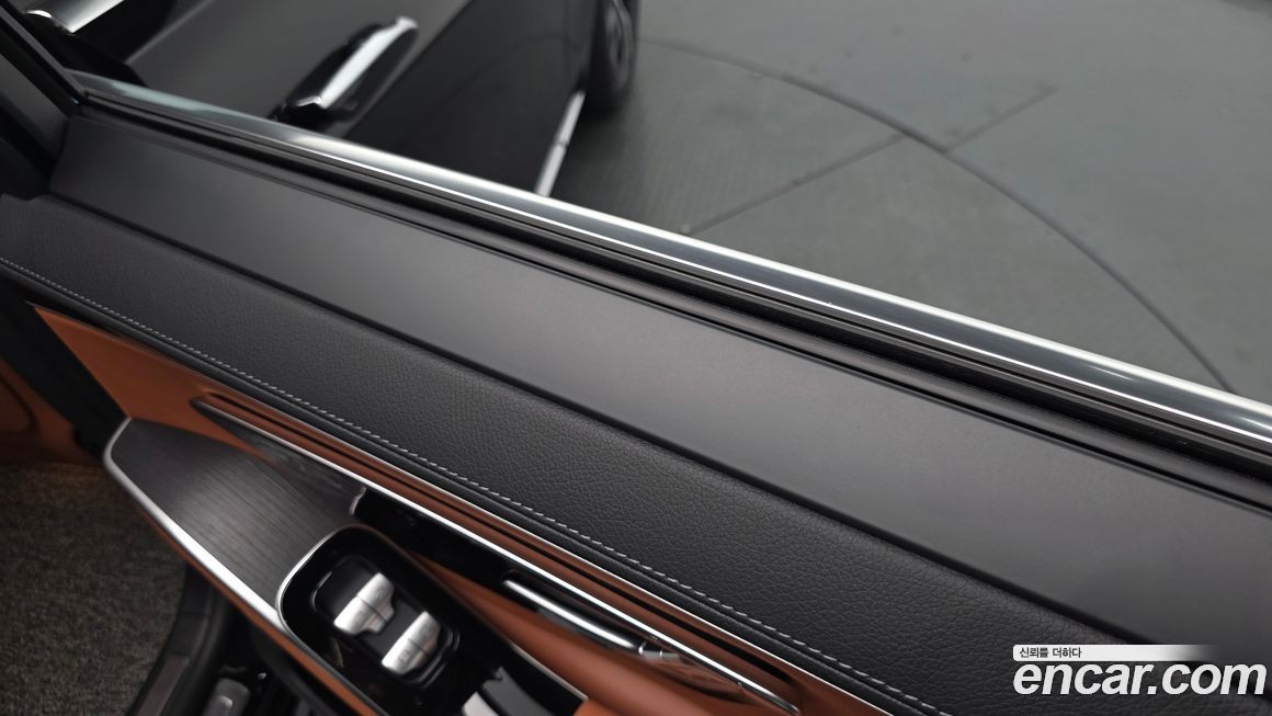 Mercedes-Benz S-Class 2021