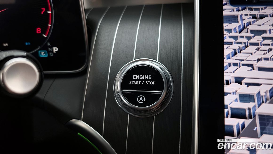 Mercedes-Benz GLC-Class 2023