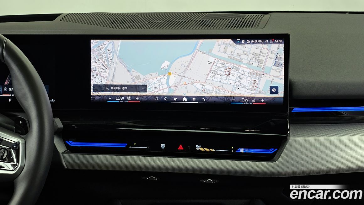 BMW 5-Series 2024