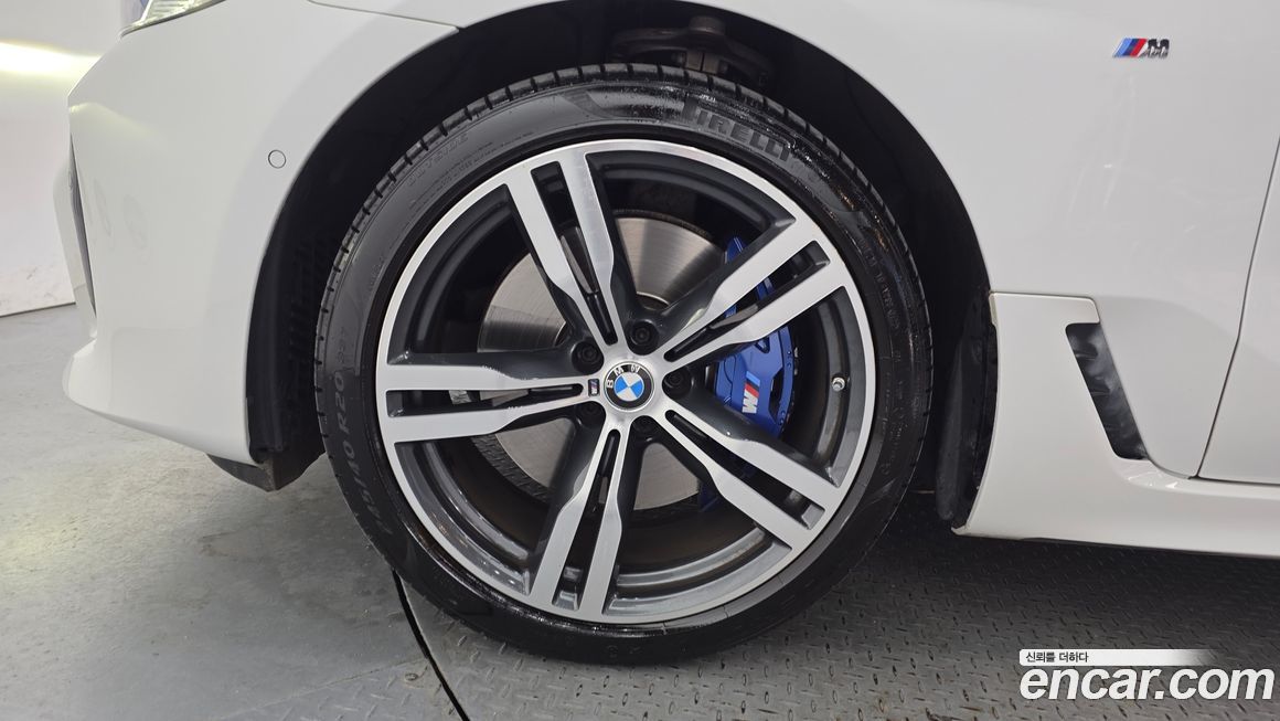BMW Gran Turismo 2024