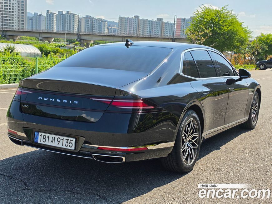Genesis G90 2023