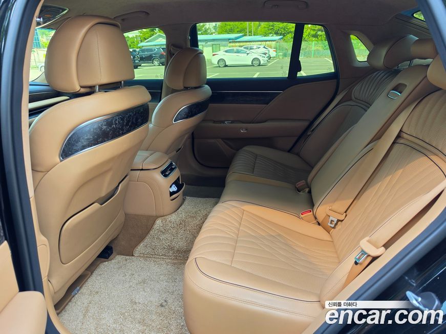 Genesis G90 2023