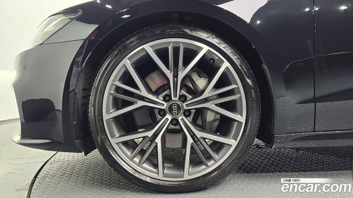 Audi A7 2025