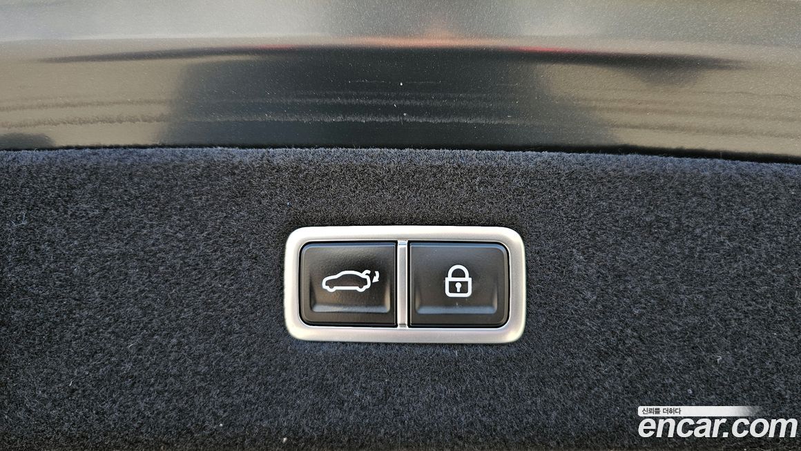 Genesis G90 2023