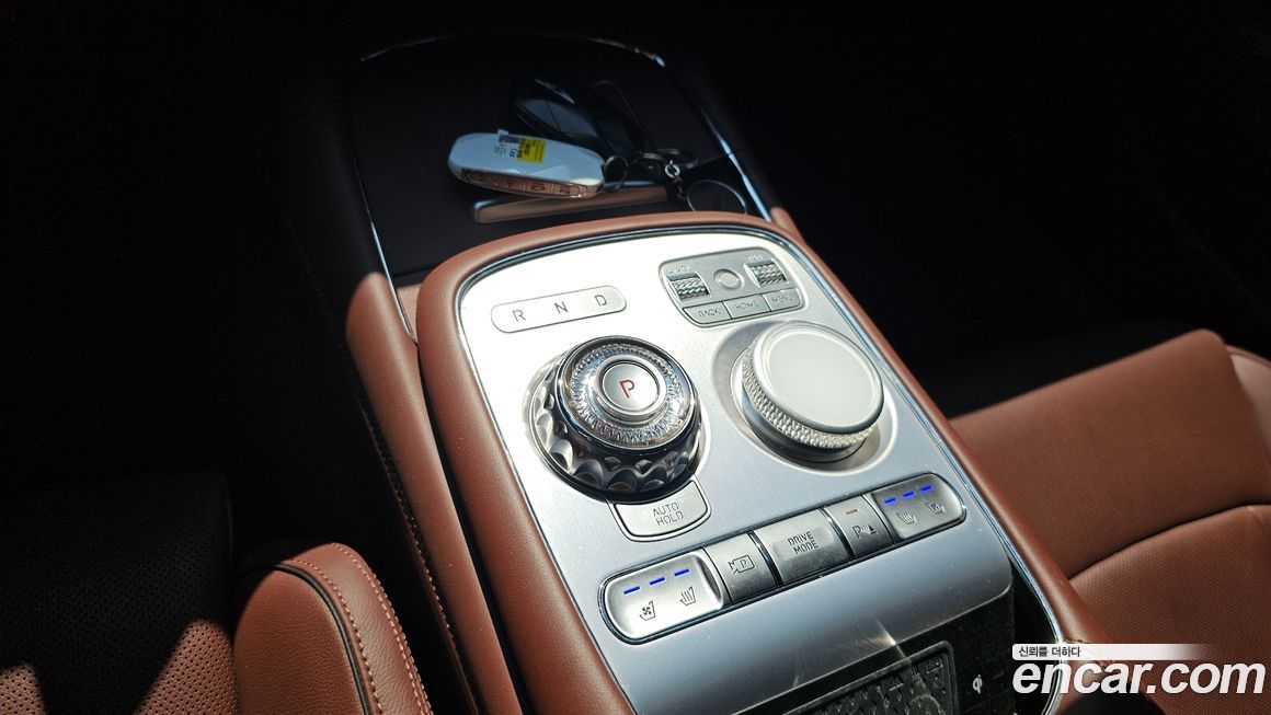 Genesis G90 2023