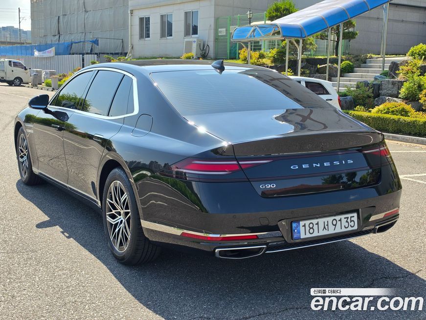 Genesis G90 2023