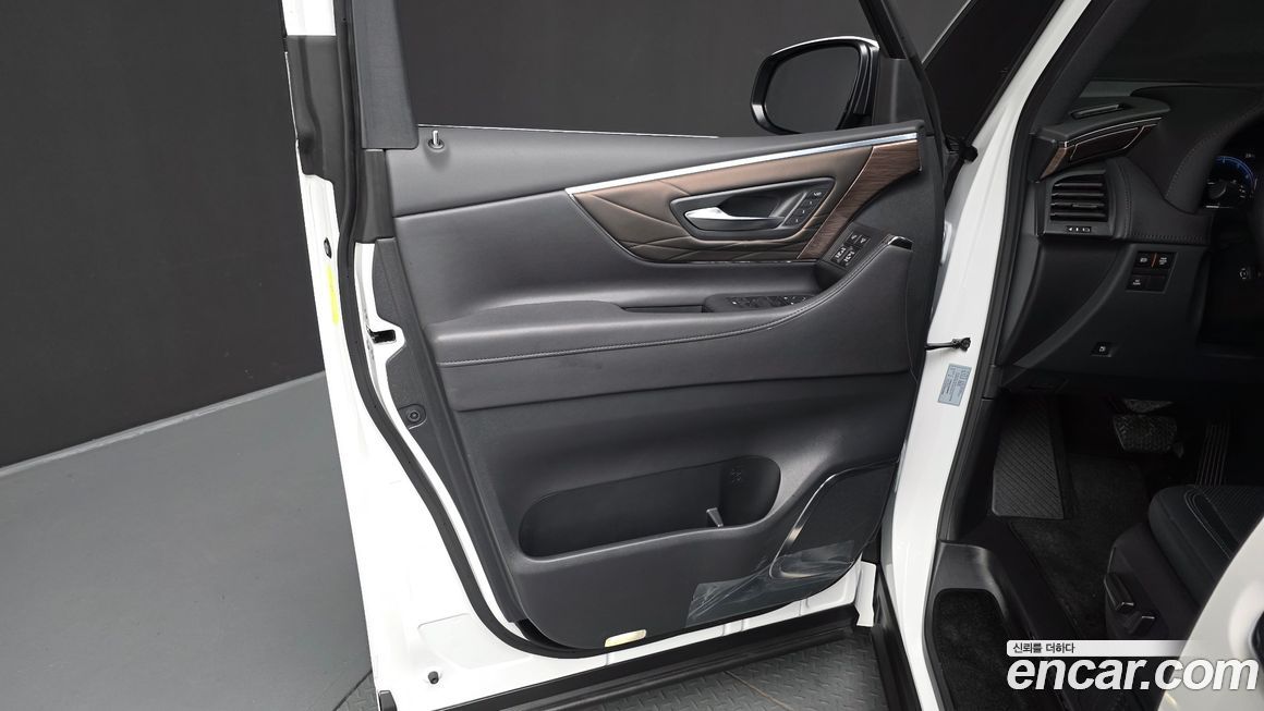 Toyota Alphard 2025