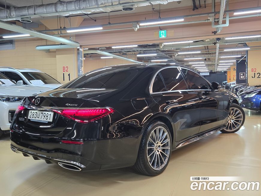 Mercedes-Benz S-Class 2025