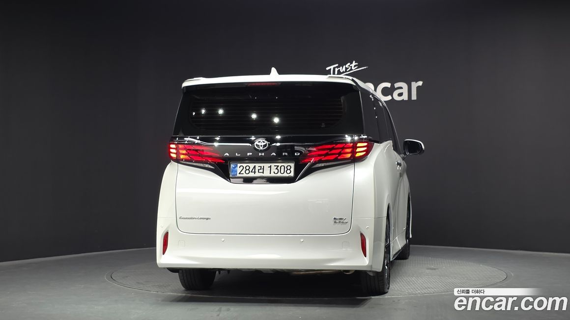 Toyota Alphard 2025